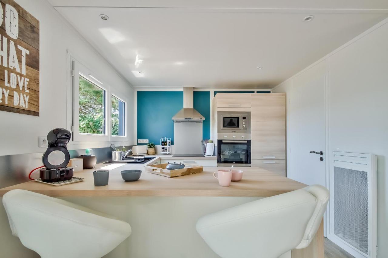 Chalet Pour 8 Dans Residence Avec Piscine Chauffee Бретиньоль-сюр-Мер Экстерьер фото