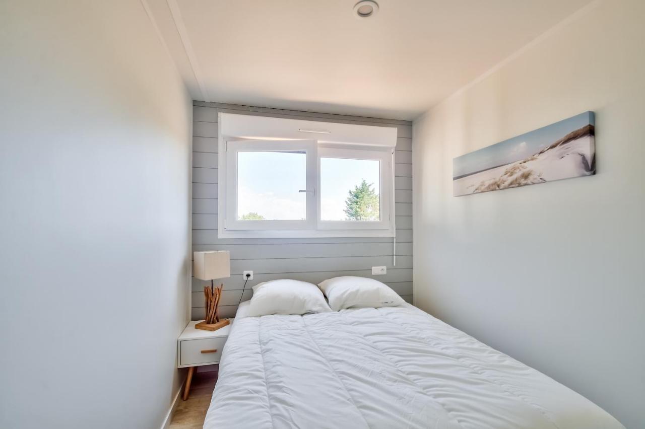 Chalet Pour 8 Dans Residence Avec Piscine Chauffee Бретиньоль-сюр-Мер Экстерьер фото